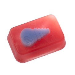 Ar rokām darinātas ziepes ar vaniļas saldējuma aromātu. Roku darbs. Ar rokām darinātas ziepes ar vaniļas saldējuma aromātu. Roku darbs.