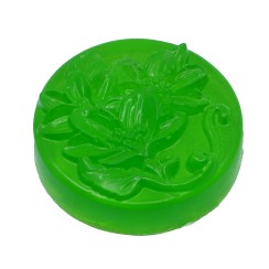 Ar rokām darinātas dabīgas ECO ziepes ar olīvu eļļu un citronu aromātu. Roku darbs.