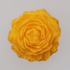 Ar rokām darinātas ziepes ar rožu aromātu. Roku darbs. Ar rokām darinātas ziepes ar rožu aromātu. Roku darbs.